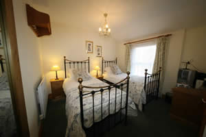 We have a twin en suite room. Click for further information.